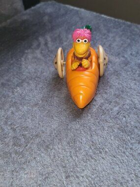 Fraggle Rock 1988 Gobo Driving Carrot Car from McDonald's HAPPY MEAL BIN F